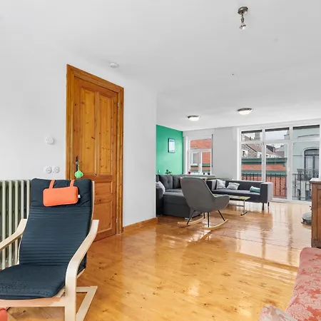 Karaktervolle En Ruime Woning Aan Zee Voor 10p Ostend